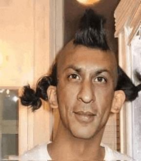 Hakla Shah Rukh Khan Meme - Hakla Shah rukh khan - Discover & Share GIFs